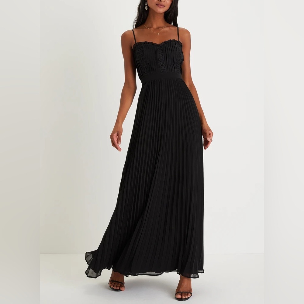 Lulu's Black Pleated Maxi Dress Cocktail